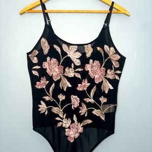 Express Floral Body Suit • Like New • Size Medium •Embroidered Floral Tank